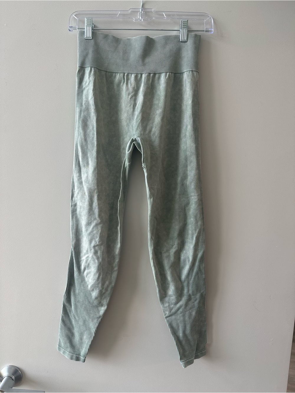 Victoria’s Secret PINK Green Active Leggings